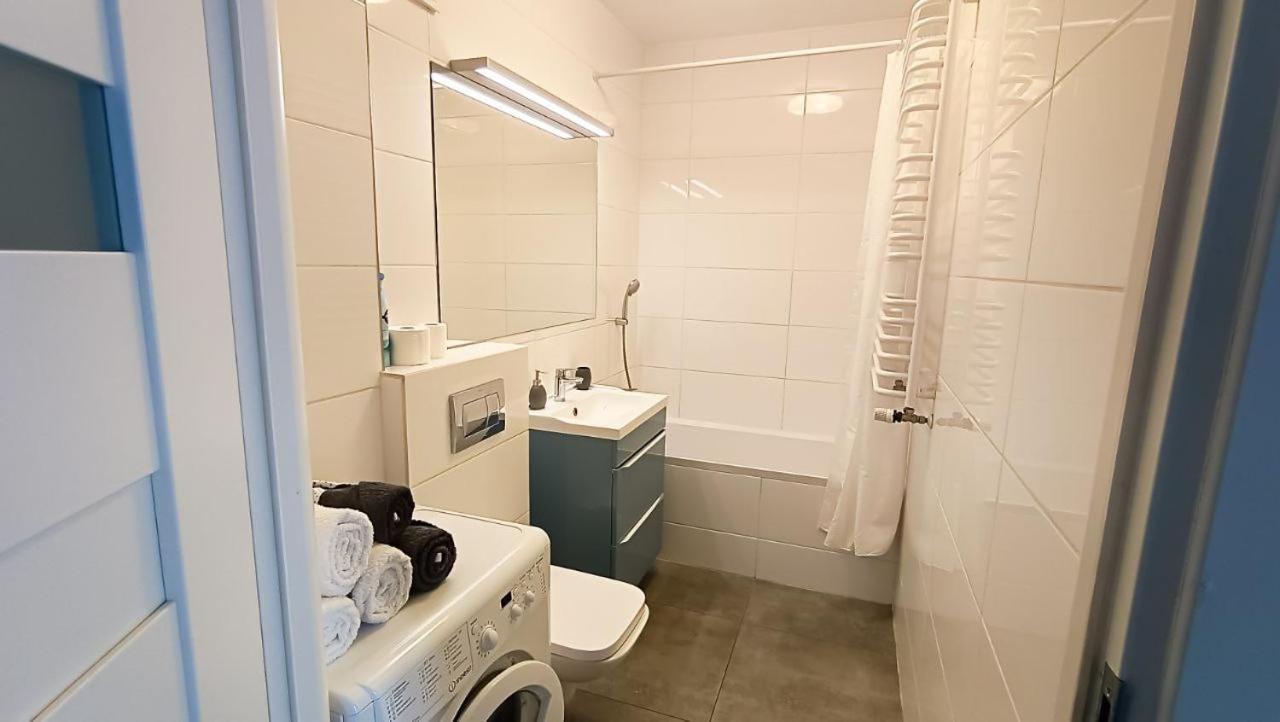 Apartament Niedaleko Centrum Warszawy วอร์ซอ ภายนอก รูปภาพ